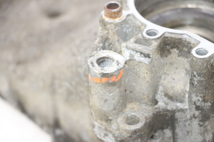 photo de CARTER BAS MOTEUR MBK NITRO 50 (2004 - 2008) - Angle alternatif