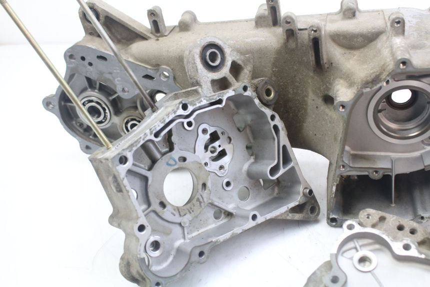 photo de CARTER BAS MOTEUR SYM ORBIT 2 4T 50 (2018 - 2022) - Détails caractéristiques