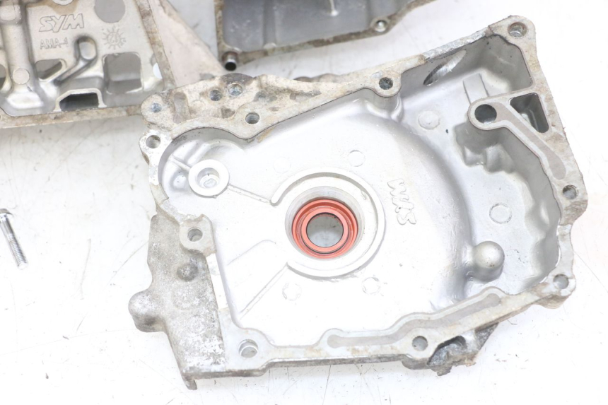 photo de CARTER BAS MOTEUR SYM ORBIT 2 4T 50 (2008 - 2017) - Autre angle de vue