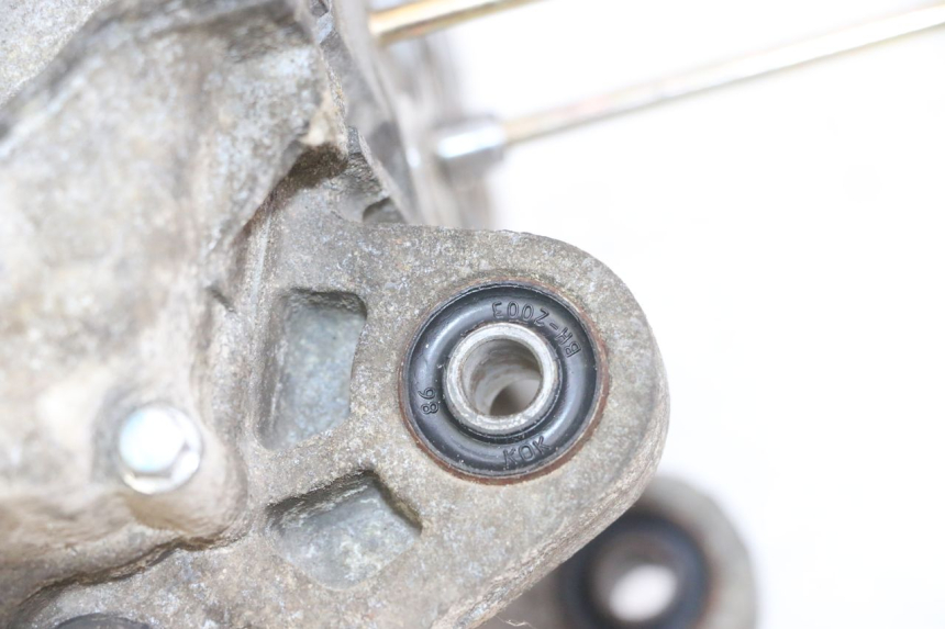 photo de CARTER BAS MOTEUR SYM ORBIT 2 4T 50 (2008 - 2017) - Gros plan technique