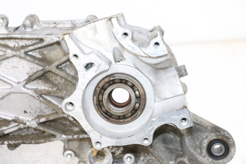 photo de CARTER BAS MOTEUR SYM ORBIT 2 50 (2008 - 2014) - Points de fixation