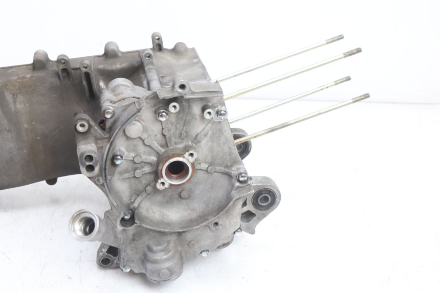 photo de CARTER BAS MOTEUR SYM ORBIT III 3 4T 50 (2021 - 2025) - État de surface