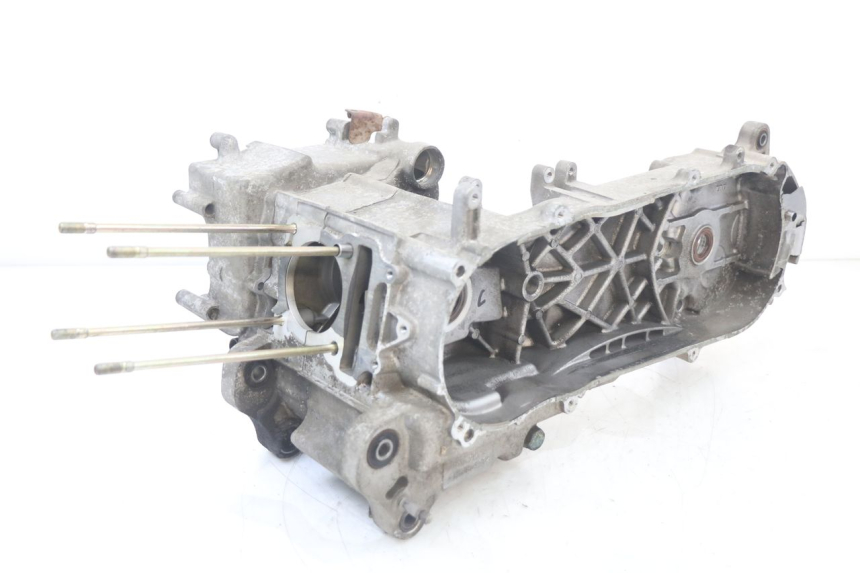 photo de CARTER BAS MOTEUR PEUGEOT BELVILLE 125 (2017 - 2021) - Marquages et références