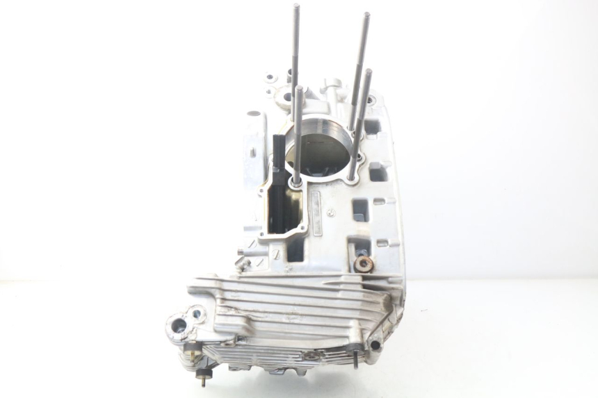 photo de CARTER BAS MOTEUR BMW R GS 1150 (1999 - 2004) - Vue rapprochée