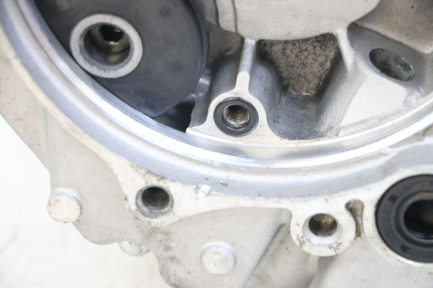 photo de CARTER BAS MOTEUR APOLLO RFZ 140 - Zoom état d’usage