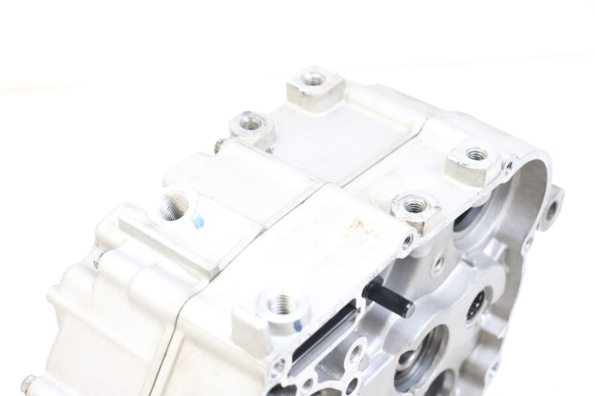 photo de CARTER BAS MOTEUR APOLLO RFZ 140 - Pièce contrôlée