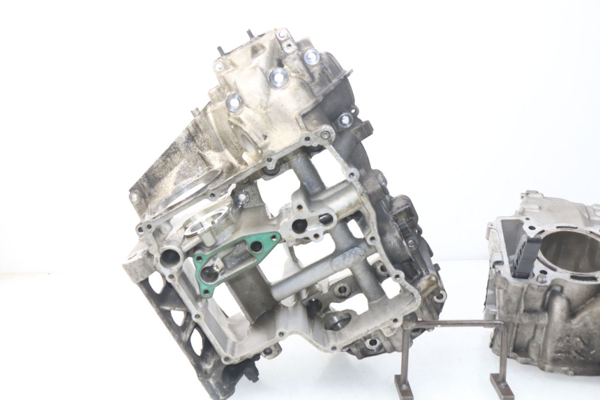 photo de CARTER BAS MOTEUR BMW S RR ABS S1000RR 1000 (2009 - 2011) - Détails caractéristiques