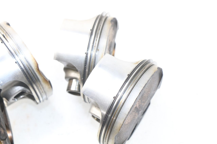 photo de CARTER BAS MOTEUR BMW S RR ABS S1000RR 1000 (2009 - 2011) - Zoom composants