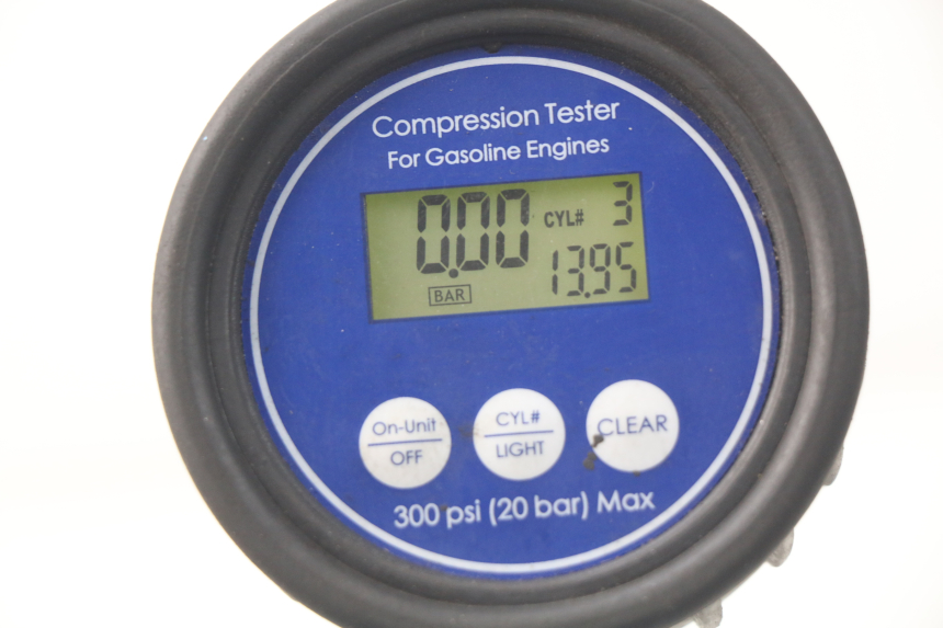 photo de CARTER BAS MOTEUR BMW S RR ABS S1000RR 1000 (2009 - 2011) - Zoom qualité