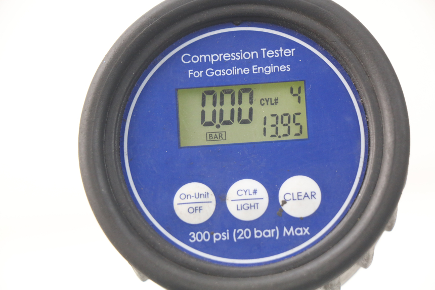 photo de CARTER BAS MOTEUR BMW S RR ABS S1000RR 1000 (2009 - 2011) - Aperçu profil