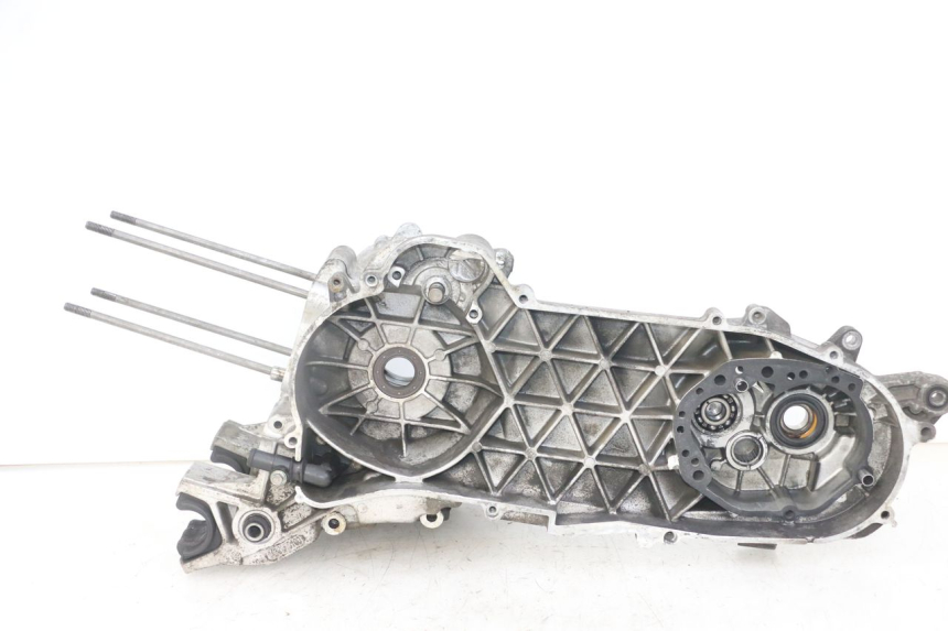 photo de CARTER BAS MOTEUR PEUGEOT SATELIS 125 (2013 - 2018) - Vue principale