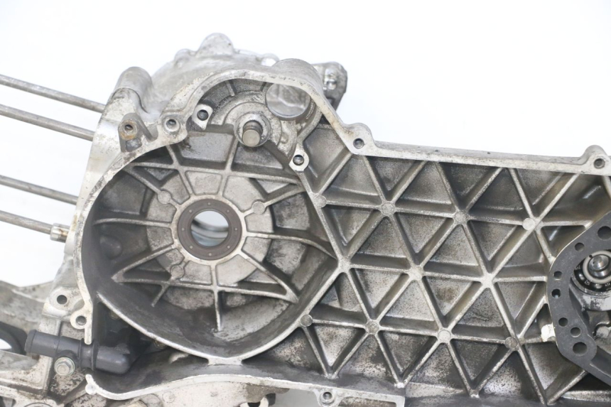 photo de CARTER BAS MOTEUR PEUGEOT SATELIS 125 (2013 - 2018) - Vue produit