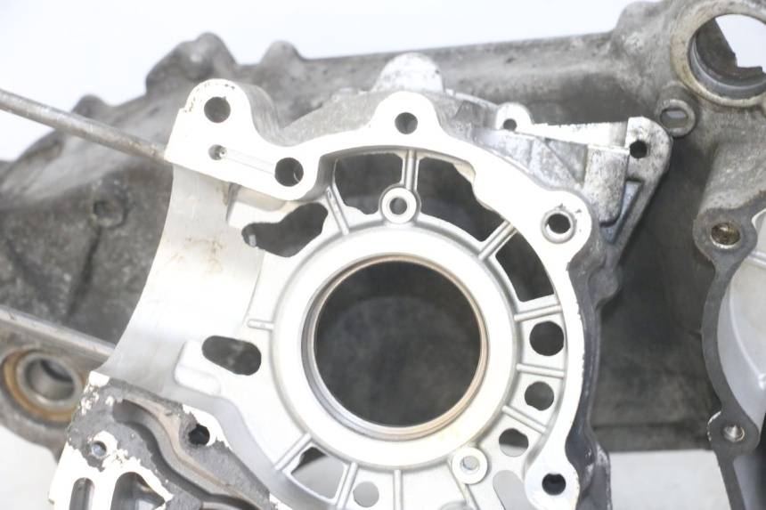 photo de CARTER BAS MOTEUR PEUGEOT SATELIS 125 (2013 - 2018) - Aperçu profil