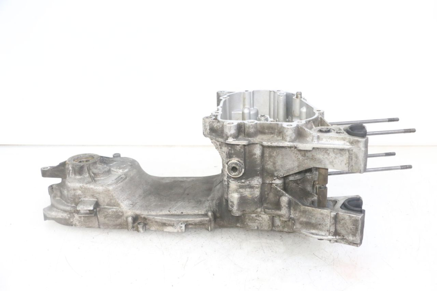 photo de CARTER BAS MOTEUR PEUGEOT SATELIS 125 (2013 - 2018) - Points de fixation