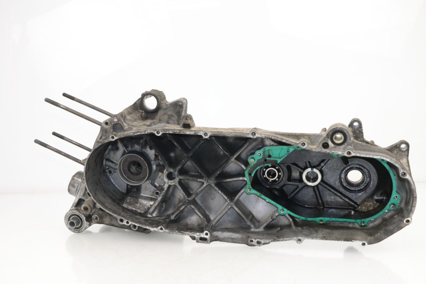 photo de CARTER BAS MOTEUR APRILIA SCARABEO GT 125 (1999 - 2007) - Vue principale