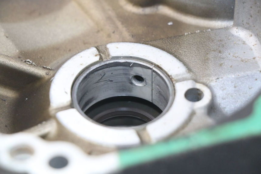 photo de CARTER BAS MOTEUR APRILIA SCARABEO GT 125 (1999 - 2007) - Zoom état d’usage