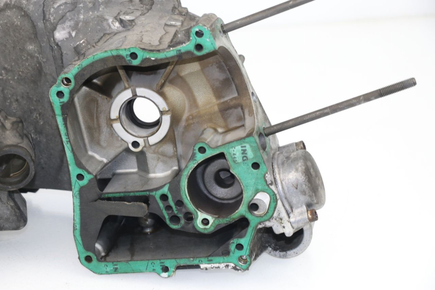 photo de CARTER BAS MOTEUR APRILIA SCARABEO GT 125 (1999 - 2007) - Vue principale