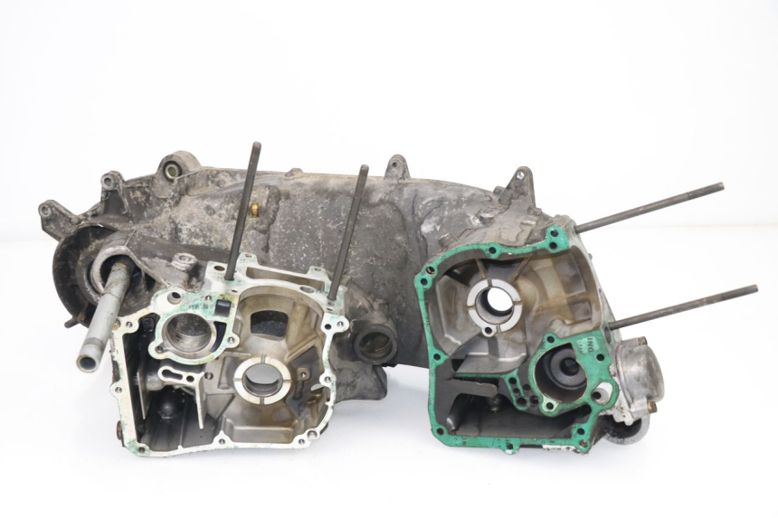 photo de CARTER BAS MOTEUR APRILIA SCARABEO GT 125 (1999 - 2007) - Détail de la pièce