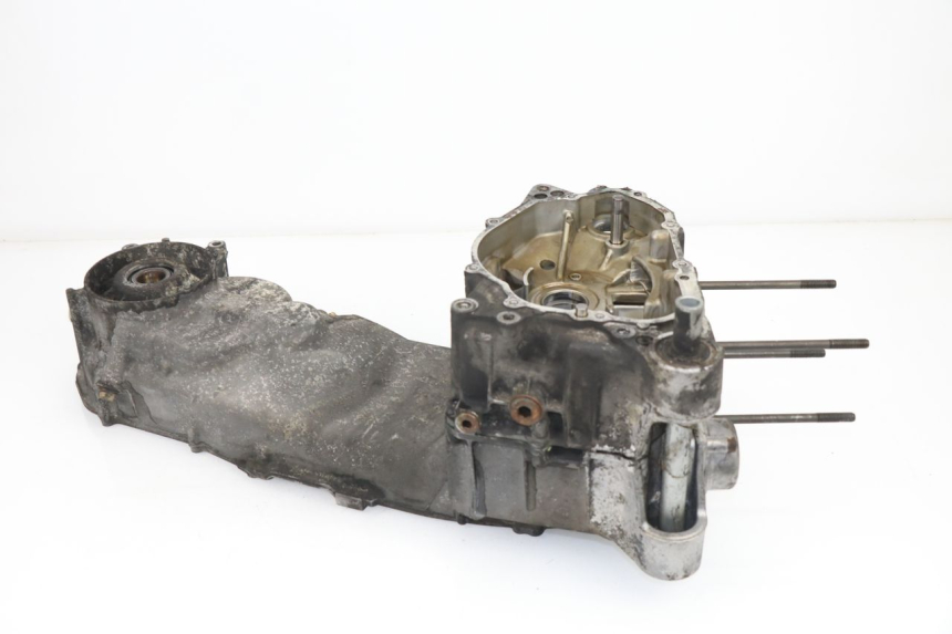 photo de CARTER BAS MOTEUR APRILIA SCARABEO GT 125 (1999 - 2007) - Autre angle de vue