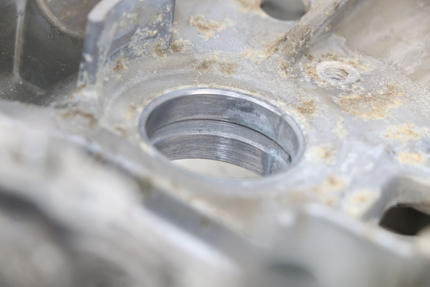 photo de CARTER BAS MOTEUR APRILIA SCARABEO GT 125 (1999 - 2007) - Pièce contrôlée