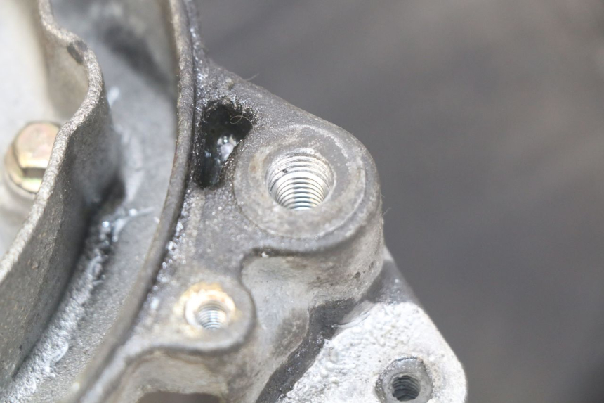 photo de CARTER BAS MOTEUR APRILIA SCARABEO 100 (2003 - 2012) - Gros plan technique