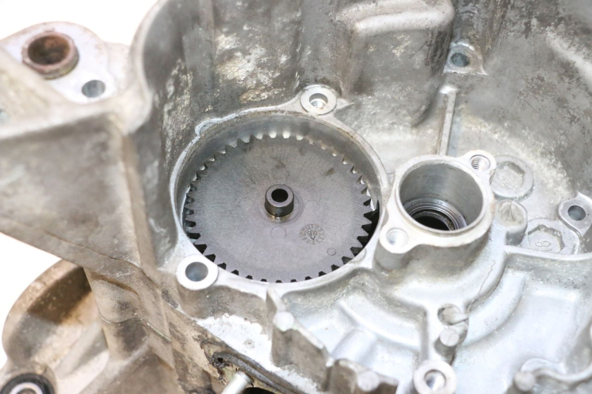 photo de CARTER BAS MOTEUR HONDA SCV LEAD 100 (2003 - 2007) - Zoom état d’usage