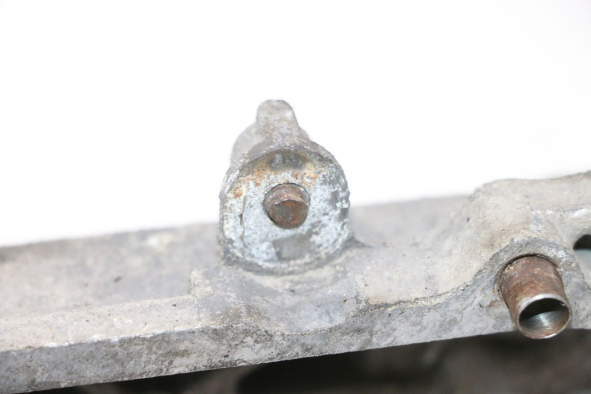 photo de CARTER BAS MOTEUR HONDA SCV LEAD 100 (2003 - 2007) - Marquages et références