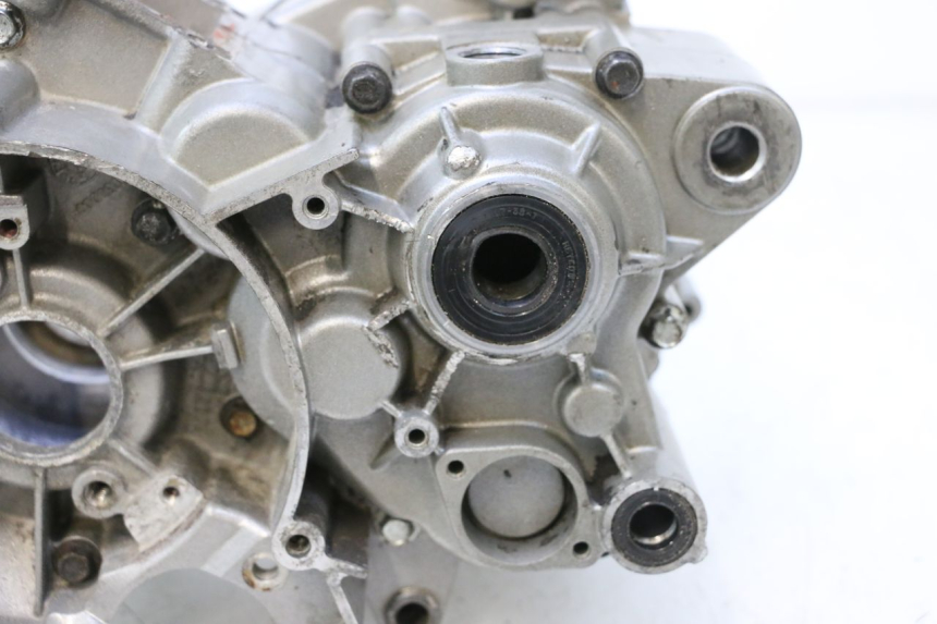photo de CARTER BAS MOTEUR DERBI SENDA 50 (2003 - 2005) - Aperçu profil