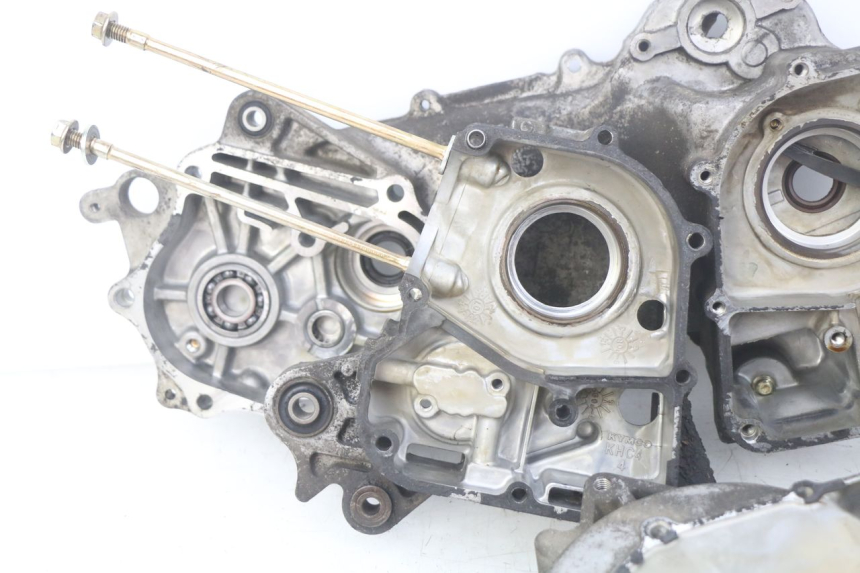 photo de CARTER BAS MOTEUR KYMCO SENTO 100 (2008 - 2013) - Aperçu profil