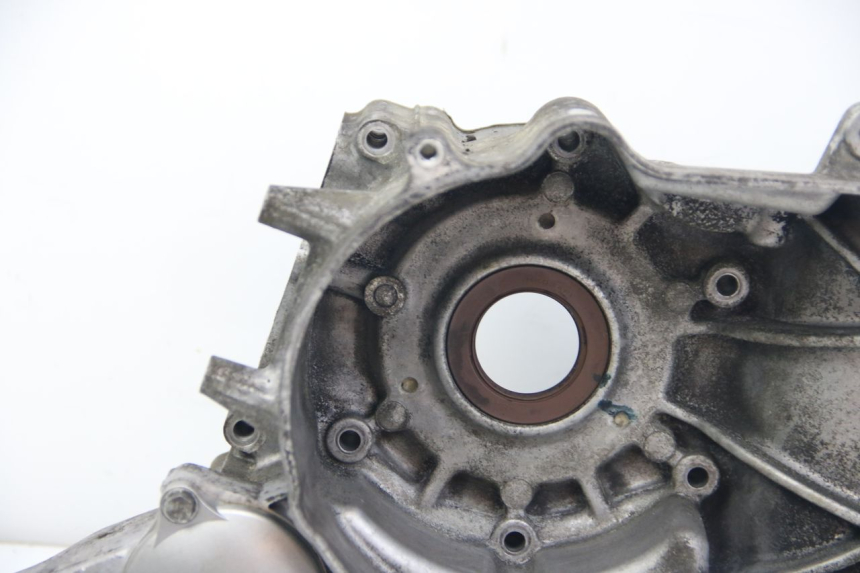 photo de CARTER BAS MOTEUR SUZUKI SIXTEEN 125 (2008 - 2010) - Focus structure