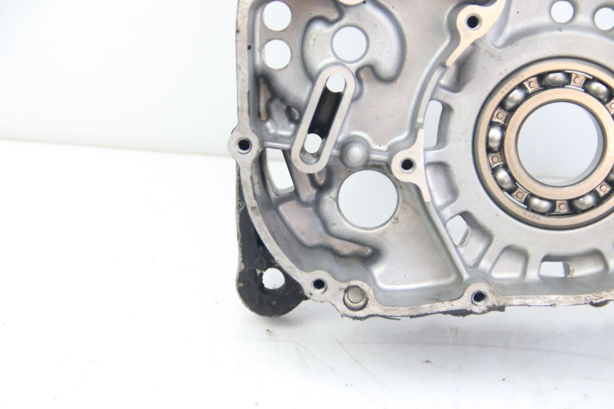 photo de CARTER BAS MOTEUR SUZUKI SIXTEEN 125 (2008 - 2010) - Vue principale