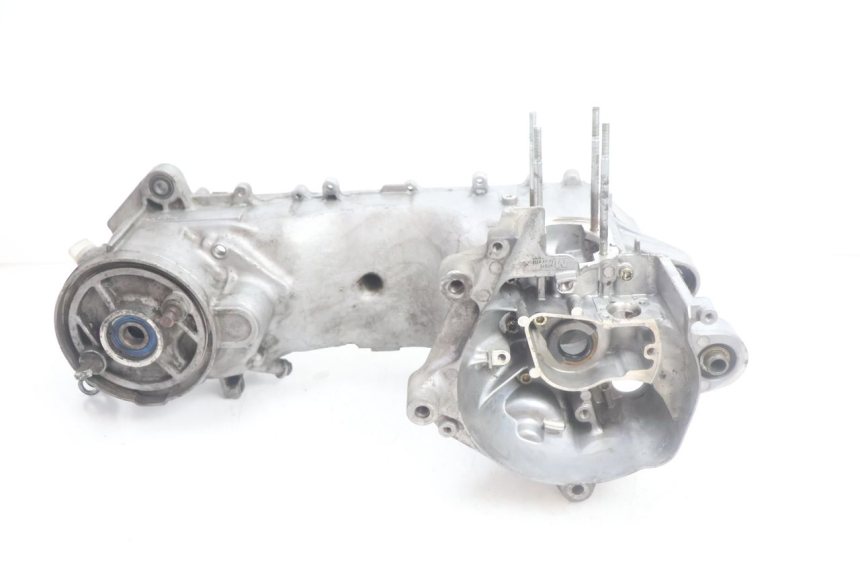 photo de CARTER BAS MOTEUR YAMAHA SLIDER 50 (1999 - 2004) - Autre angle de vue
