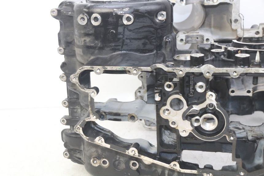 photo de CARTER BAS MOTEUR TRIUMPH SPRINT ST 955 (1999 - 2001) - Zoom état d’usage