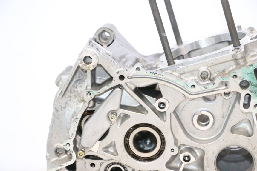 photo de CARTER BAS MOTEUR CAN-AM SPYDER RS 1000 (2008 - 2012) - Photo complémentaire