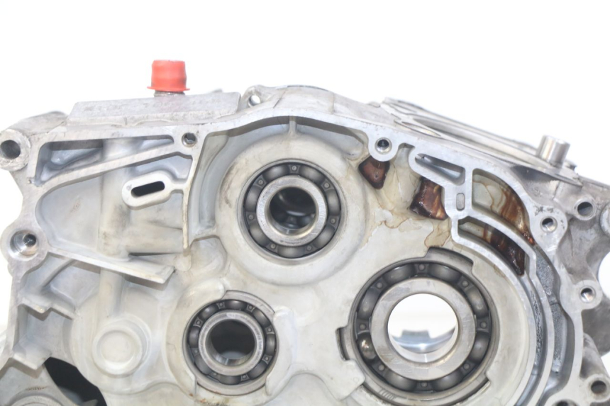 photo de CARTER BAS MOTEUR YAMAHA SR 125 (1982 - 2003) - Points de fixation