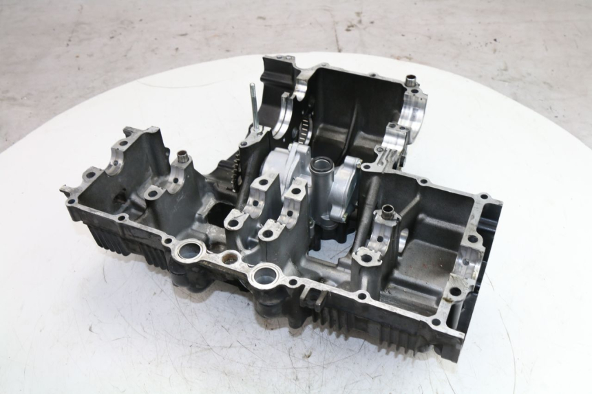 photo de CARTER BAS MOTEUR SUZUKI GSF S BANDIT ABS 650 (2005 - 2006) - Marquages et références