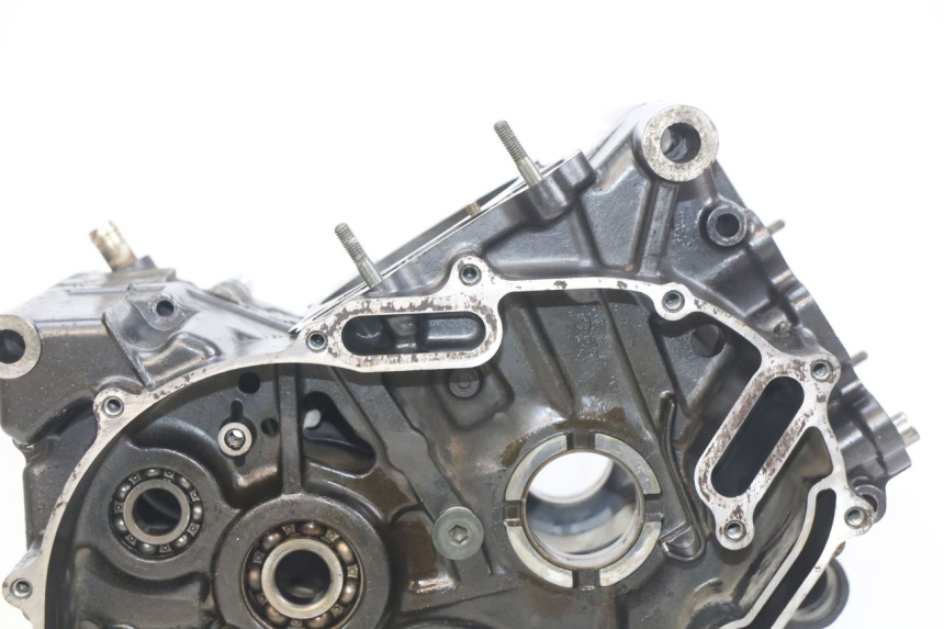 photo de CARTER BAS MOTEUR SUZUKI SV N 650 (1999 - 2002) - Gros plan technique