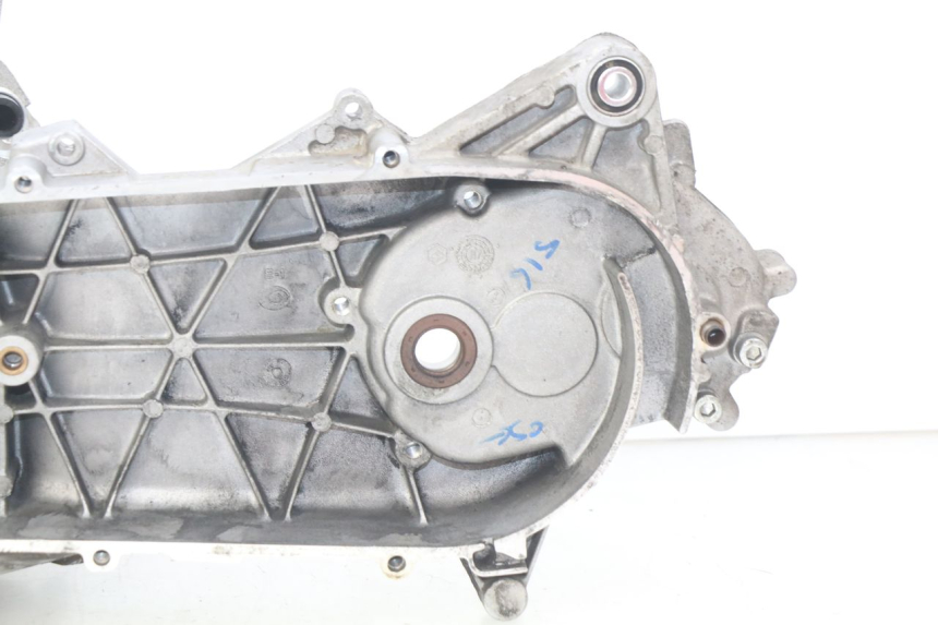 photo de CARTER BAS MOTEUR APRILIA SXR 50 (2021 - 2023) - État de surface