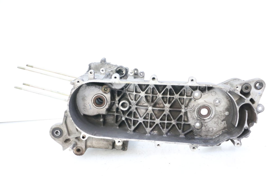 photo de CARTER BAS MOTEUR SYM ORBIT III 3 4T 50 (2018 - 2021) - Points de fixation