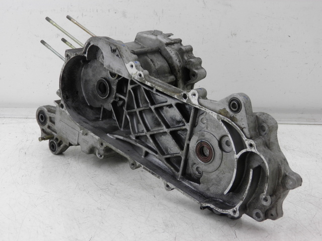 photo de CARTER BAS MOTEUR SYM SYMPLY 4T 50 (2012 - 2015) - Détails caractéristiques