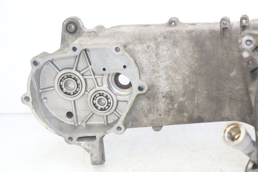 photo de CARTER BAS MOTEUR SYM SYMPHONY 125 (2009 - 2015) - Vue rapprochée