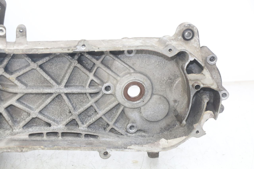 photo de CARTER BAS MOTEUR SYM SYMPHONY 125 (2009 - 2015) - Points de fixation