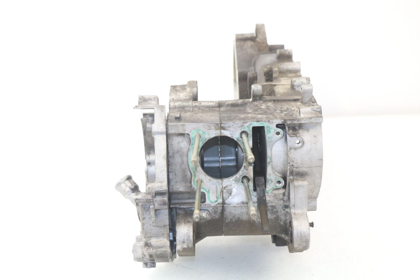 photo de CARTER BAS MOTEUR SYM SYMPHONY 50 (2009 - 2015) - Détails caractéristiques