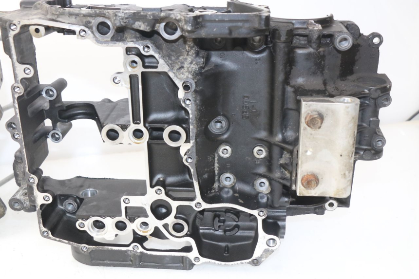 photo de CARTER BAS MOTEUR YAMAHA TDM ABS 900 (2002 - 2014) - Détails caractéristiques