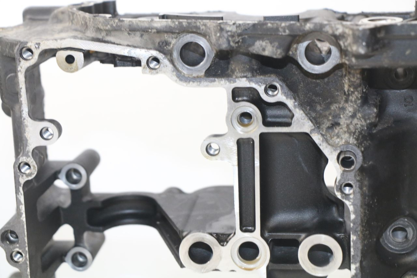 photo de CARTER BAS MOTEUR YAMAHA TDM ABS 900 (2002 - 2014) - Vue rapprochée