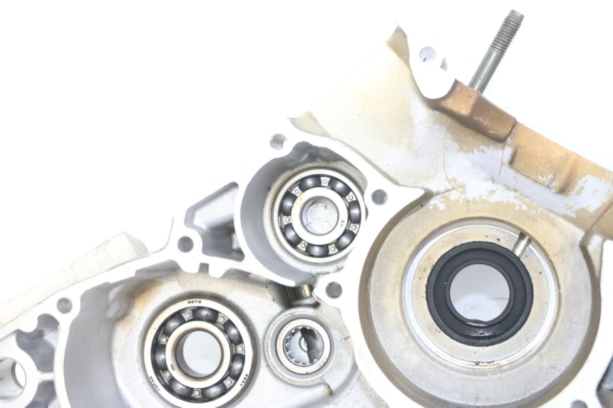 photo de CARTER BAS MOTEUR YAMAHA TDR DELTABOX 125 (1997 - 2003) - Aperçu profil