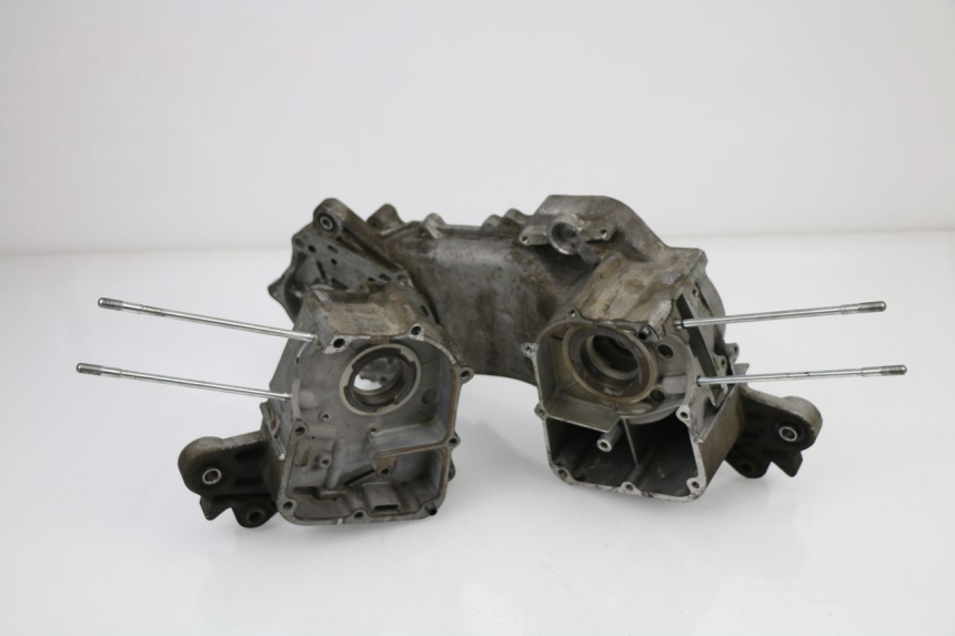 photo de CARTER BAS MOTEUR BAOTIAN TRAVEL SPIRIT 50 (2010 - 2012) - Détails caractéristiques