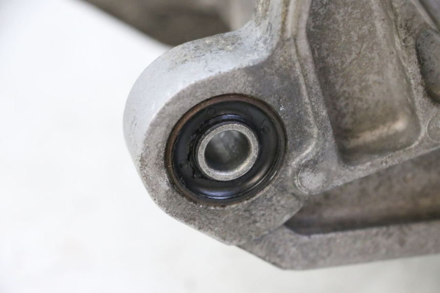 photo de CARTER BAS MOTEUR PEUGEOT TWEET 4T 50 (2018 - 2022) - Points de fixation