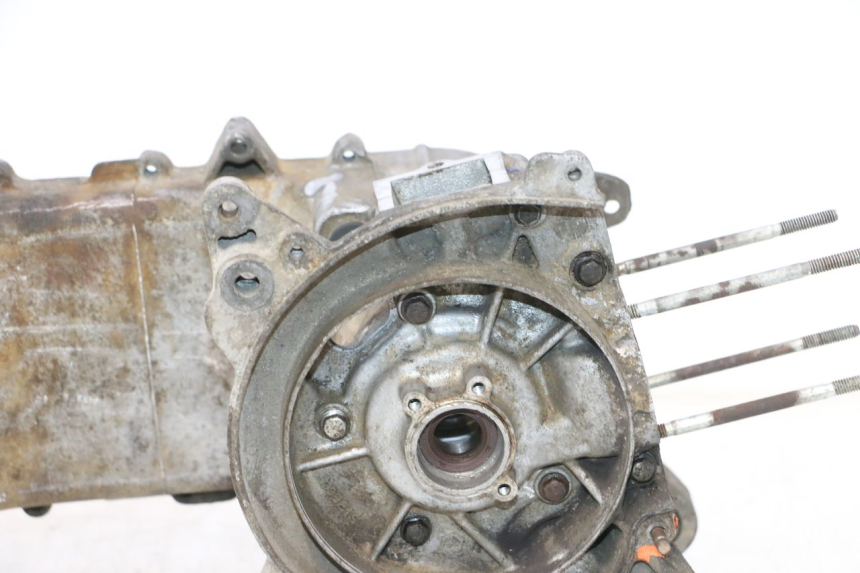 photo de CARTER BAS MOTEUR PIAGGIO TYPHOON 50 (2000 - 2009) - Photo complémentaire