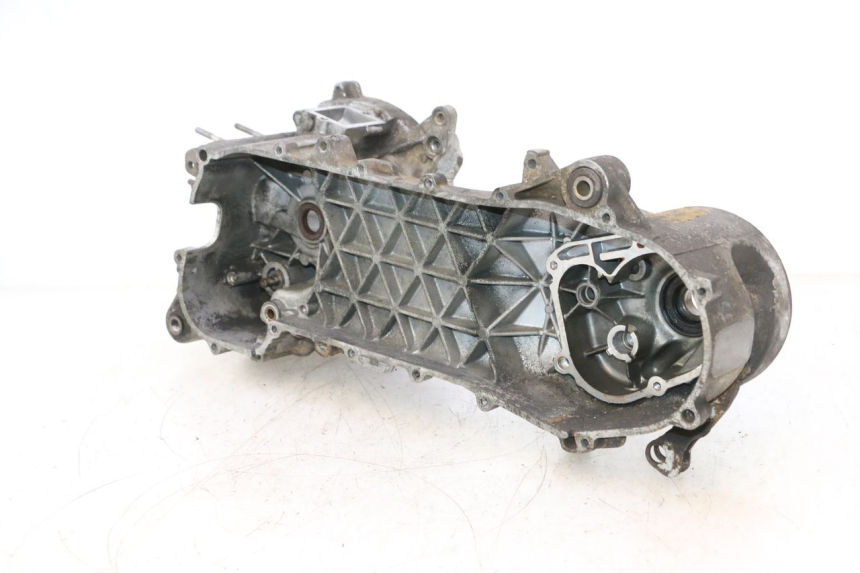 photo de CARTER BAS MOTEUR PIAGGIO TYPHOON 50 (2000 - 2009) - État de surface